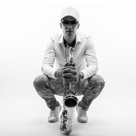 Joueur de saxophone France