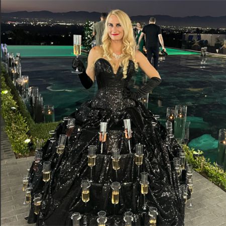 Robe Champagne Hôtesse