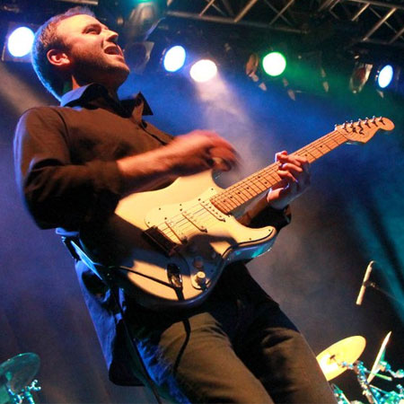 Acoustic Guitarist Steve