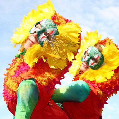 Vidéo  Echassiers, créatures fantastiques le carnaval de