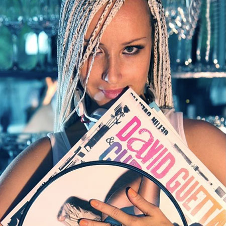 DJ Vika