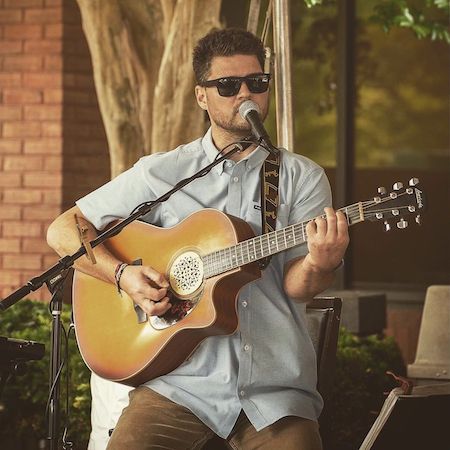 Alternative Folk-Pop Musician