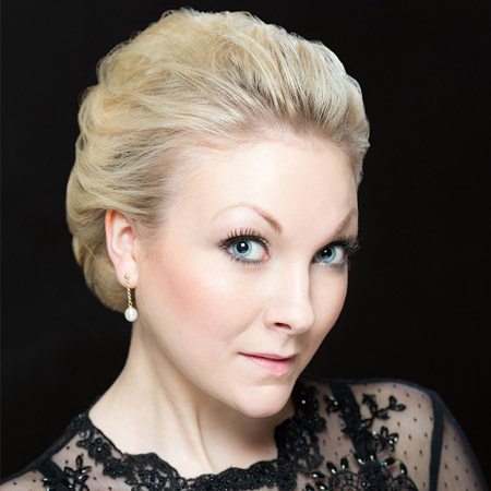 Classical Singer Prague