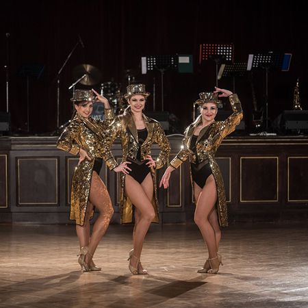 NY Themed Dancers