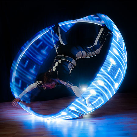 Atto del Cyr Wheel con LED