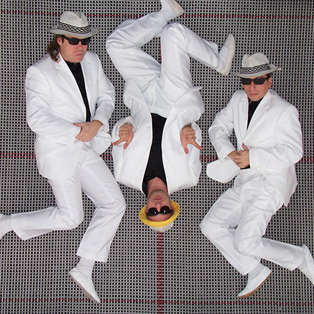 Trampoline Acrobatic Trio