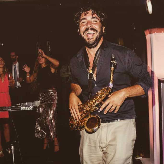 Saxofonista de fiestas en Barcelona