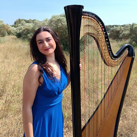 Female Harpist Lyon 