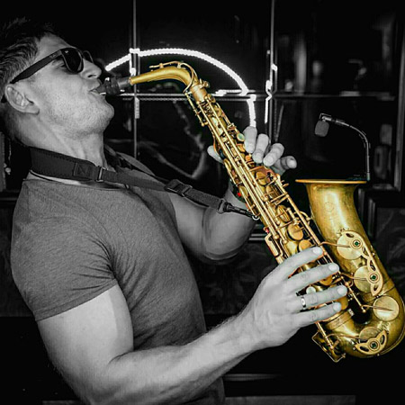 Saxophonist Dubai
