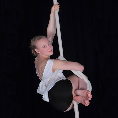 Aerialist Noemi