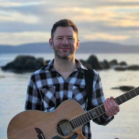 Acoustic Singer Galway