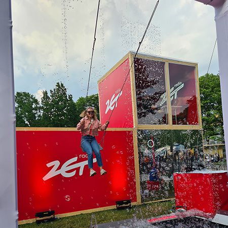 Custom Cascadas y Columpios