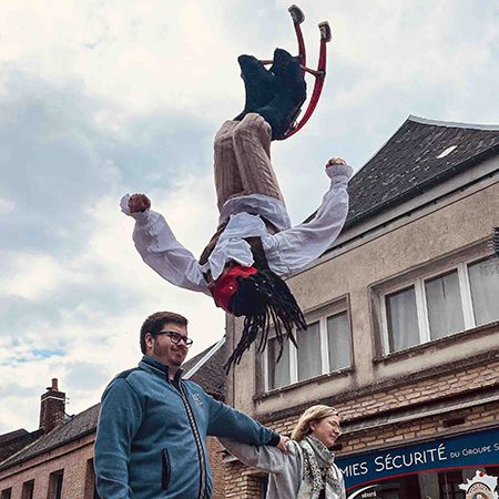 Espectáculo acrobático temático de piratas