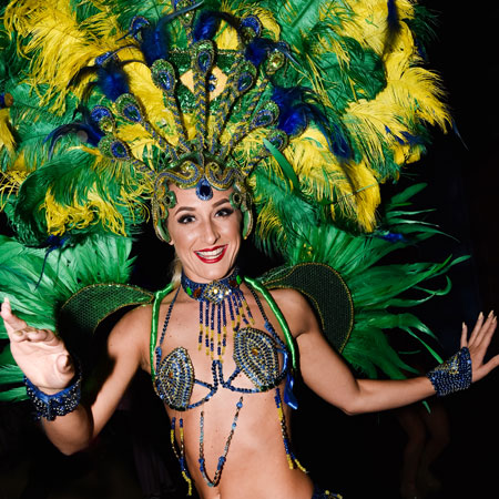 Danseurs du carnaval de Rio au Royaume-Uni