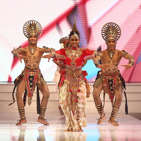 Bailarines Tradicionales Sri Lanka