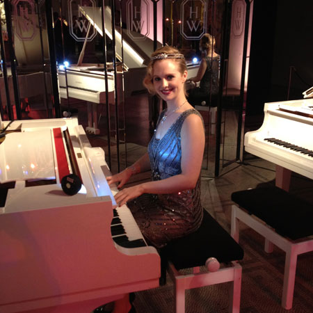 Pianist & Singer Kate
