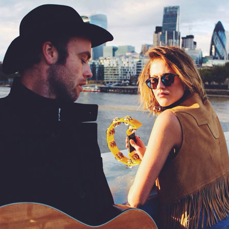 Versatile Acoustic Duo