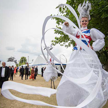 Britannia Stelzenläufer