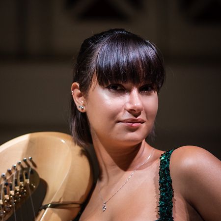 Professional Harpist London