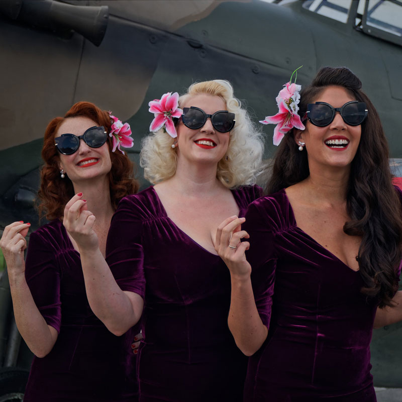 40s Vocal Harmony Trio