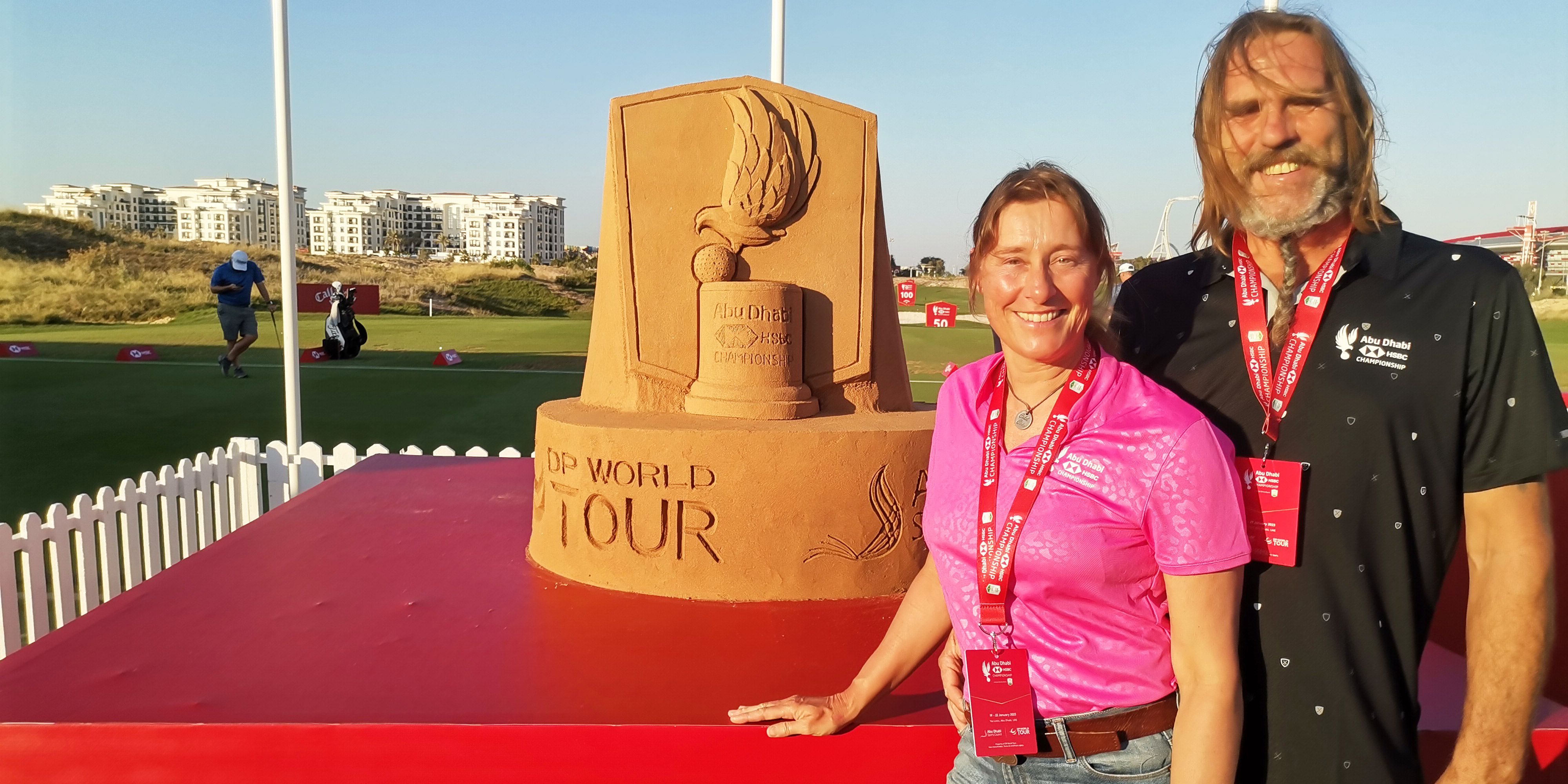 Sand Artists Sculpt Falcon Golf Trophy for Abu Dhabi World