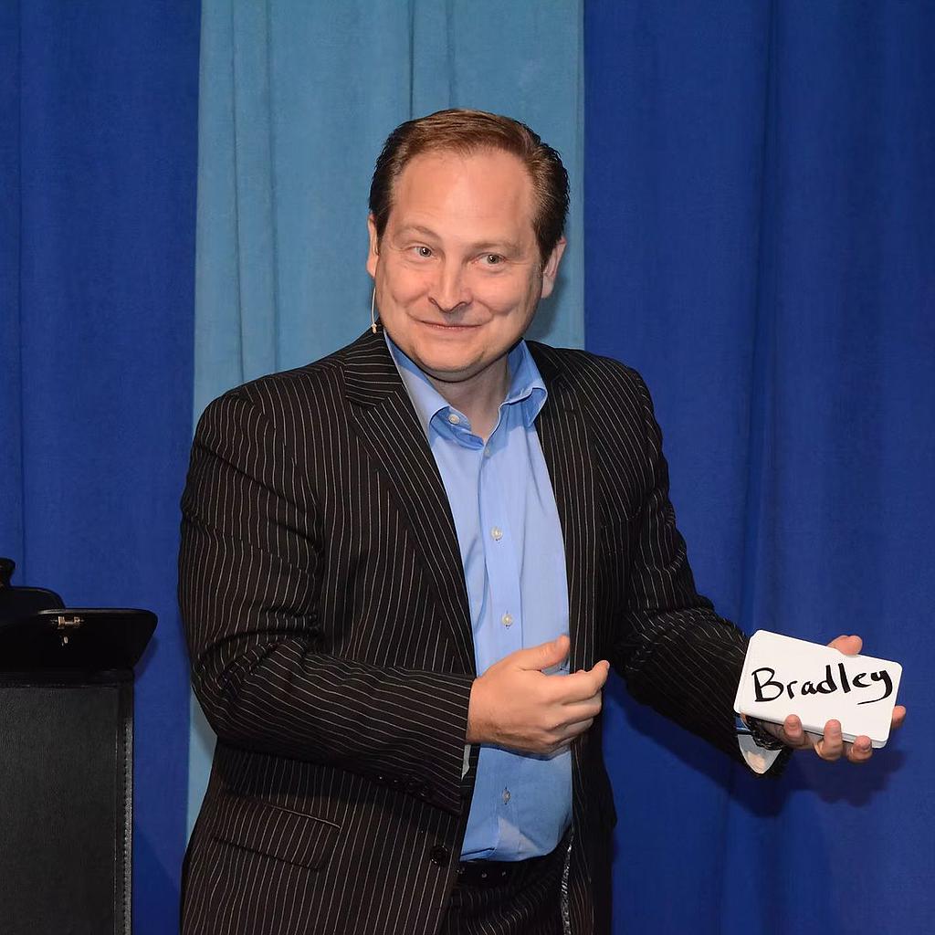 Magician and Illusionist USA