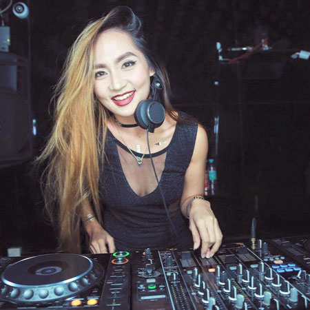 DJ Femenina Internacional Arra