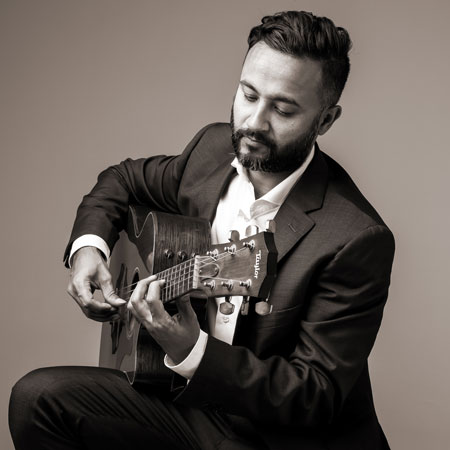 Guitariste acoustique de Dubaï