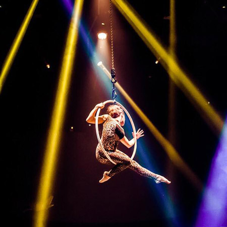 Dubai Aerialist