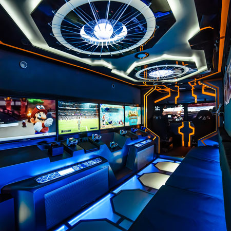 Gaming van for parties new arrivals