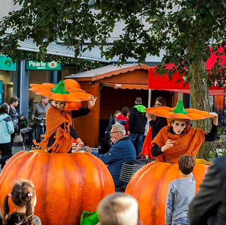 Netherlands Pumpkin Dancers