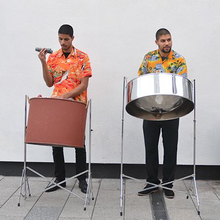 <div>Londra Steel Pan Band</div>