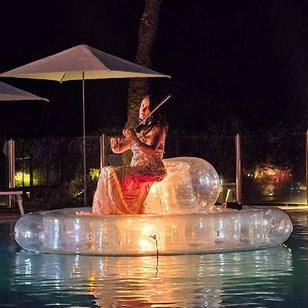 Floating Aerialists & Violinist