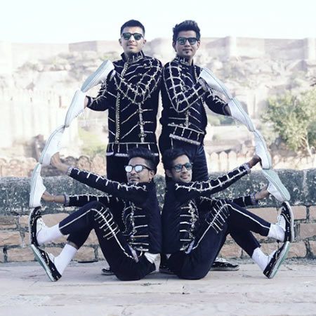 Robotic Synchronised Dancers