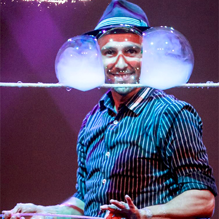 Seifenblasen Illusionisten Show