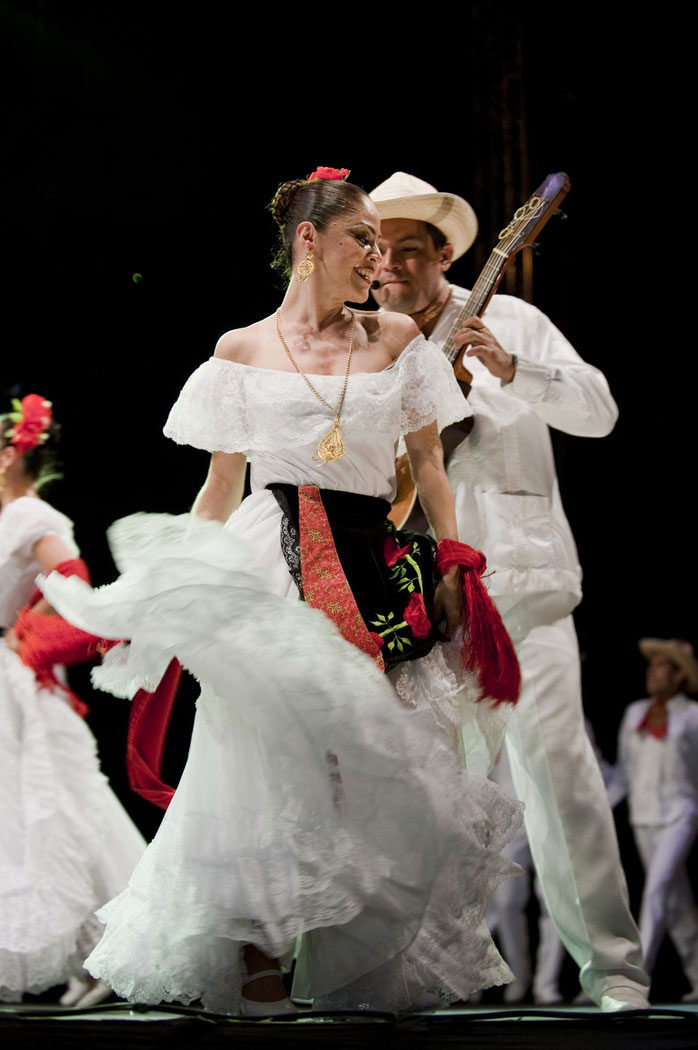 Mexican Dance Show | Mexican Folk Production | Book World Dance Show