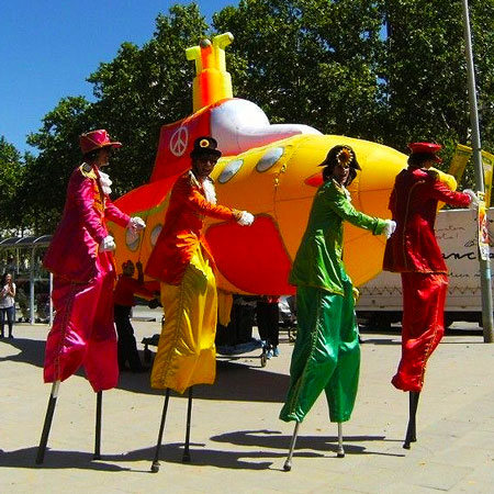 Desfile del Submarino Amarillo de los Beatles