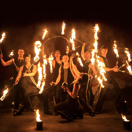 Jongleurs de feu au Royaume-Uni