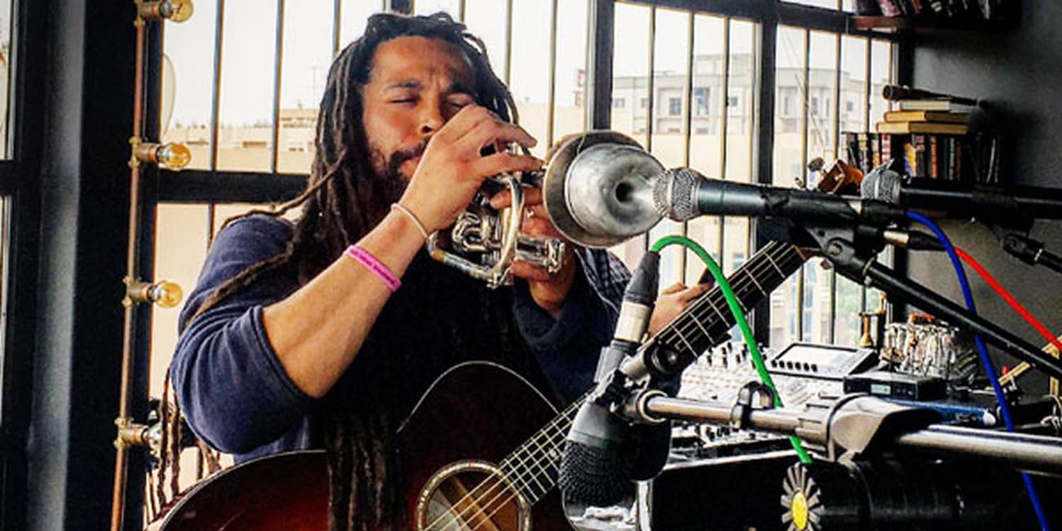 This Rooftop Bar In Bahrain Has Incredible Live Music