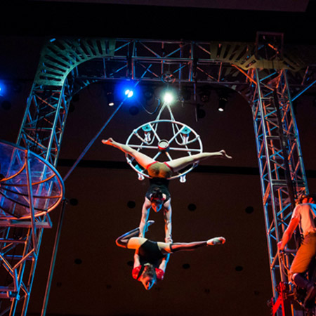 Espectáculo de Circo Aéreo
