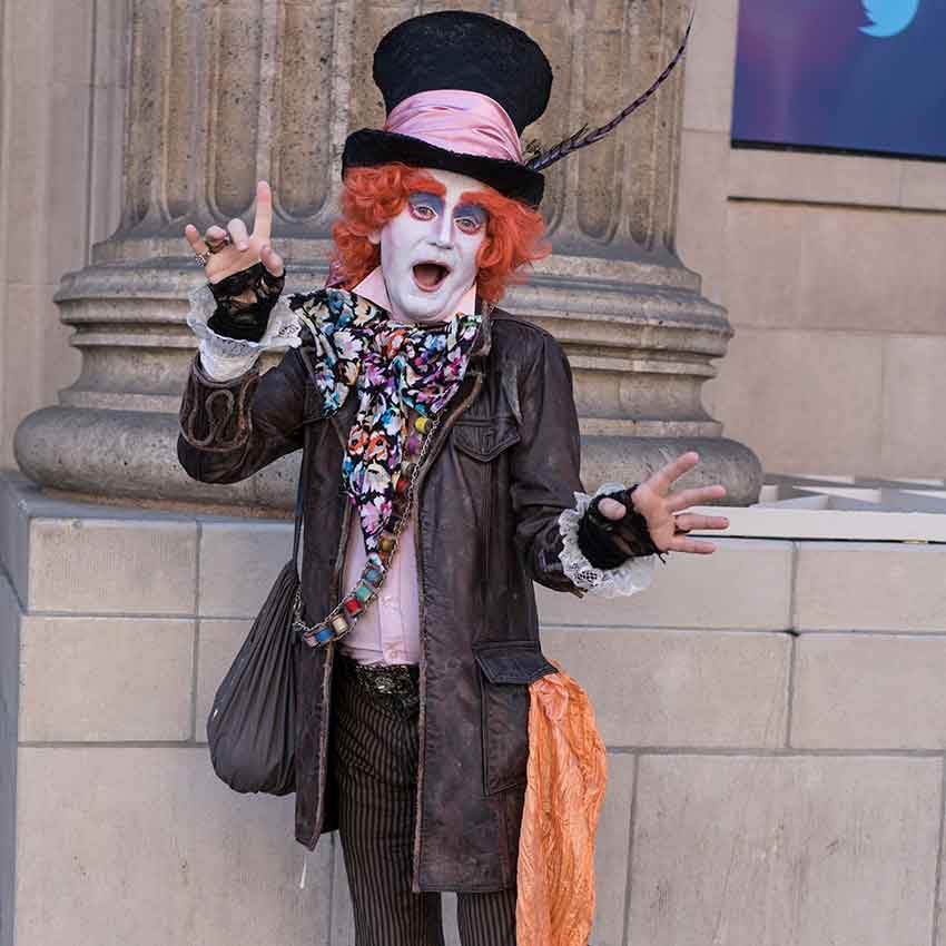 Walkabout Character For Events LA - Hire Mad Hatter