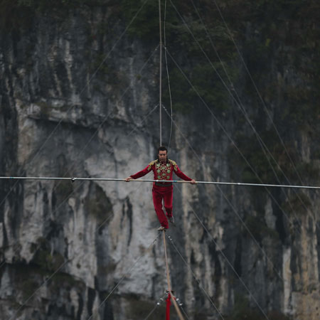 Aerial Wire Walker