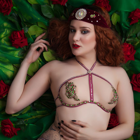 Atto di Burlesque Fleur