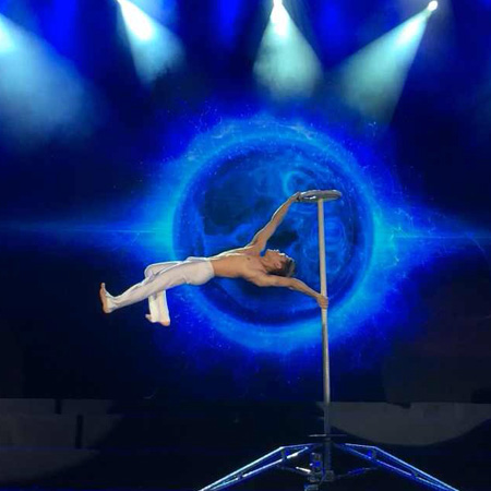 Space Walker
Acrobate Chinois