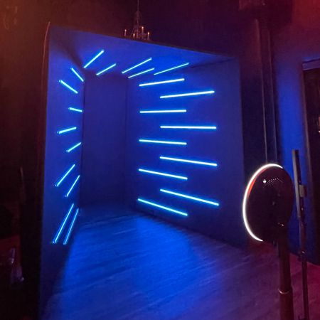 LED VIP Photo Booth