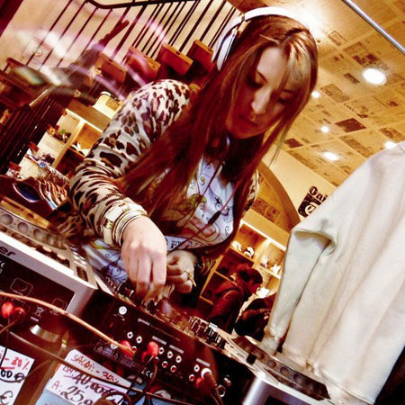 DJ Femminile a Roma