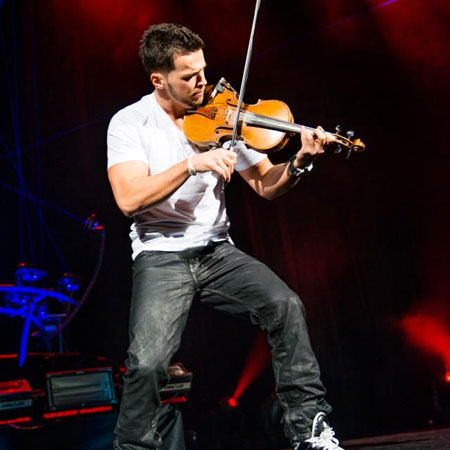 Celebrity House Violinist