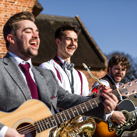 Wandering Wedding Trio