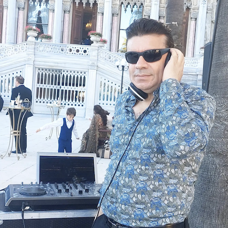 DJ Multiculturel en Format Ouvert