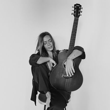 Chanteuse solo acoustique